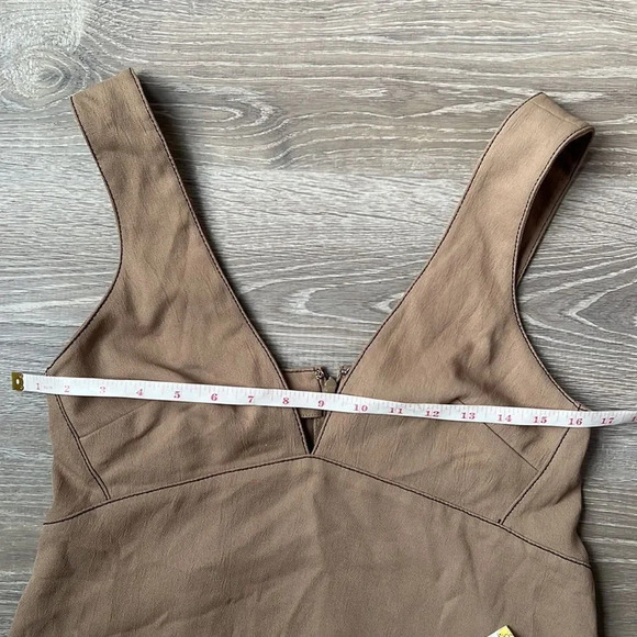 PROENZA SCHOULER White Label Plunge Rumpled Pique Top In Khaki - Picture 9 of 11